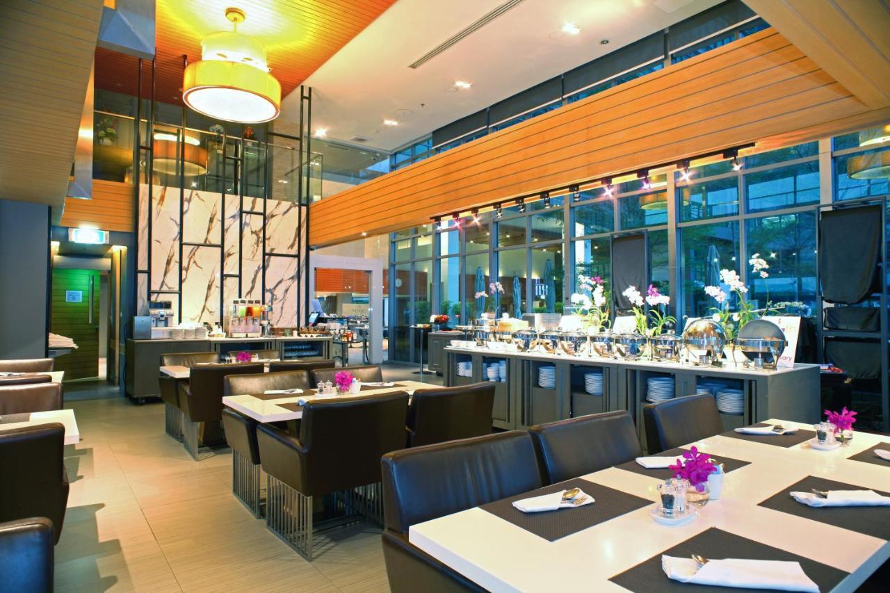 Sivatel Bangkok Hotel Екстер'єр фото The interior of the restaurant