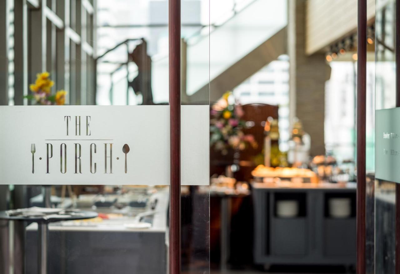 Sivatel Bangkok Hotel Екстер'єр фото The Porch