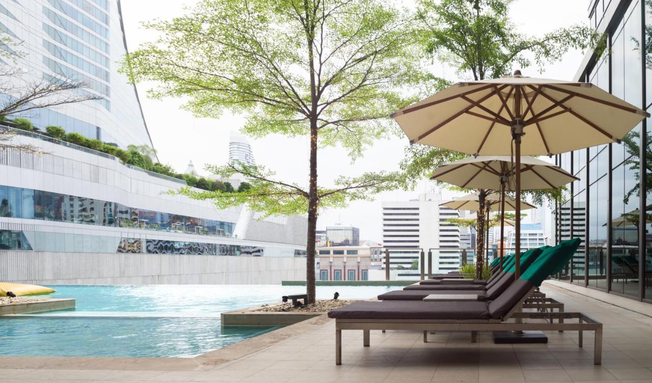 Sivatel Bangkok Hotel Екстер'єр фото The swimming pool at the hotel